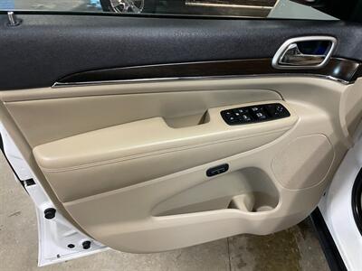 2014 Jeep Grand Cherokee Limited   - Photo 22 - Saint Louis, MI 48880-9800