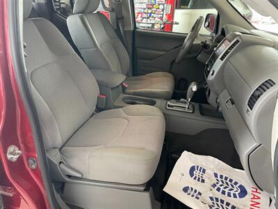 2019 Nissan Frontier SV   - Photo 18 - Saint Louis, MI 48880-9800