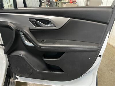 2021 Chevrolet Blazer LT - Photo 19 - Saint Louis, MI 48880-9800