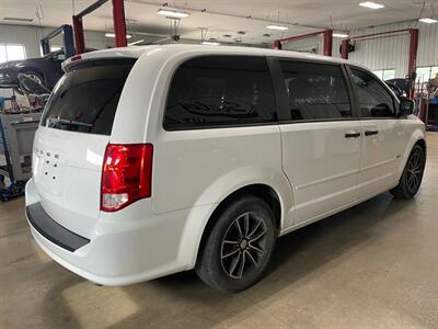 2016 Dodge Grand Caravan SE   - Photo 6 - Saint Louis, MI 48880-9800