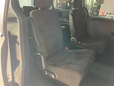 2016 Dodge Grand Caravan SE   - Photo 20 - Saint Louis, MI 48880-9800