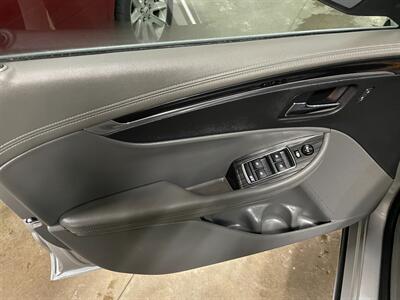 2017 Chevrolet Impala LT   - Photo 19 - Saint Louis, MI 48880-9800