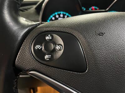 2017 Chevrolet Impala LT   - Photo 10 - Saint Louis, MI 48880-9800