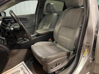 2017 Chevrolet Impala LT   - Photo 14 - Saint Louis, MI 48880-9800