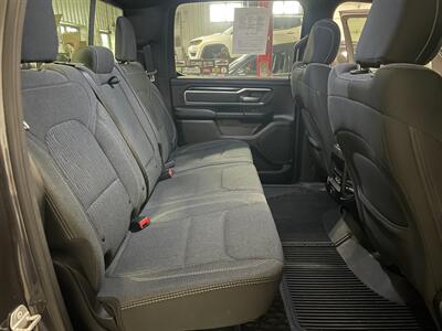 2019 RAM 1500 Big Horn   - Photo 16 - Saint Louis, MI 48880-9800