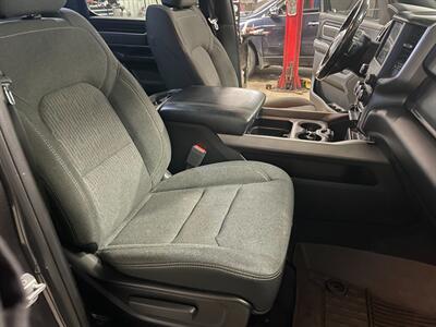 2019 RAM 1500 Big Horn   - Photo 17 - Saint Louis, MI 48880-9800