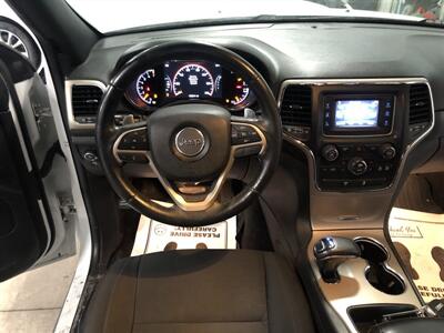 2014 Jeep Grand Cherokee Laredo   - Photo 8 - Saint Louis, MI 48880-9800