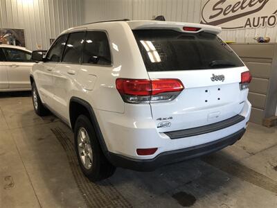 2014 Jeep Grand Cherokee Laredo   - Photo 3 - Saint Louis, MI 48880-9800