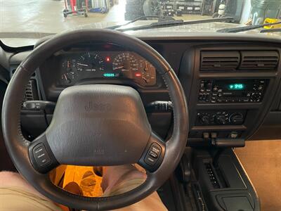 2000 Jeep Cherokee Sport   - Photo 7 - Saint Louis, MI 48880-9800