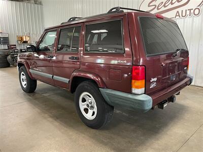 2000 Jeep Cherokee Sport   - Photo 6 - Saint Louis, MI 48880-9800