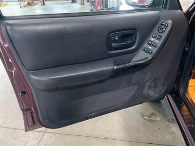 2000 Jeep Cherokee Sport   - Photo 19 - Saint Louis, MI 48880-9800