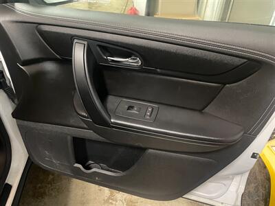 2016 GMC Acadia SLE-1 - Photo 21 - Saint Louis, MI 48880-9800