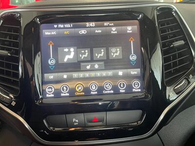 2019 Jeep Cherokee Limited   - Photo 13 - Saint Louis, MI 48880-9800