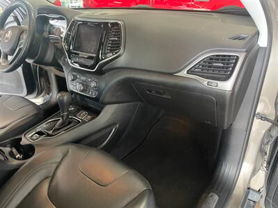 2019 Jeep Cherokee Limited   - Photo 21 - Saint Louis, MI 48880-9800
