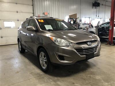 2012 Hyundai TUCSON GLS   - Photo 5 - Saint Louis, MI 48880-9800