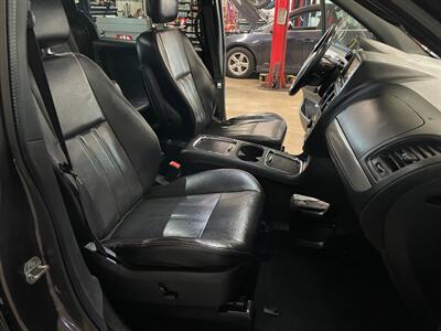 2019 Dodge Grand Caravan GT   - Photo 18 - Saint Louis, MI 48880-9800