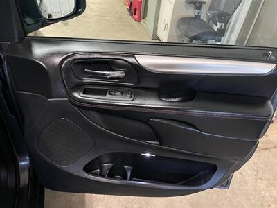 2019 Dodge Grand Caravan GT   - Photo 23 - Saint Louis, MI 48880-9800