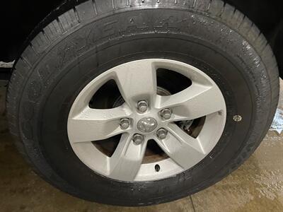 2021 RAM 1500 Classic SLT   - Photo 23 - Saint Louis, MI 48880-9800