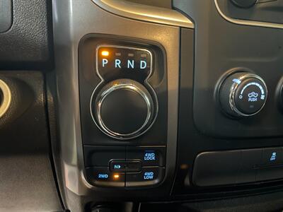 2021 RAM 1500 Classic SLT   - Photo 13 - Saint Louis, MI 48880-9800