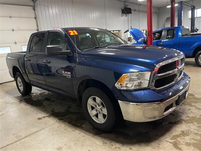 2021 RAM 1500 Classic SLT   - Photo 4 - Saint Louis, MI 48880-9800