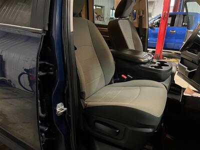 2021 RAM 1500 Classic SLT   - Photo 18 - Saint Louis, MI 48880-9800
