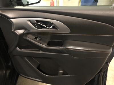 2020 Chevrolet Traverse LT Cloth - Photo 23 - Saint Louis, MI 48880-9800