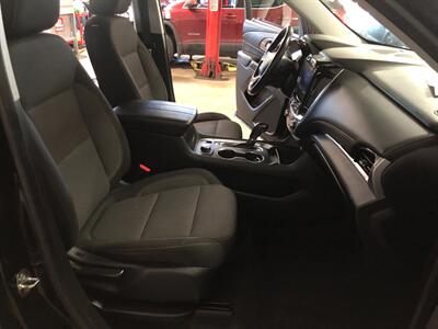 2020 Chevrolet Traverse LT Cloth - Photo 18 - Saint Louis, MI 48880-9800