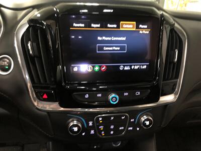 2020 Chevrolet Traverse LT Cloth   - Photo 14 - Saint Louis, MI 48880-9800