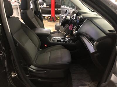 2020 Chevrolet Traverse LT Cloth   - Photo 19 - Saint Louis, MI 48880-9800