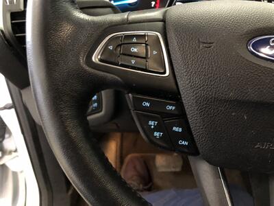 2018 Ford Escape SEL   - Photo 8 - Saint Louis, MI 48880-9800