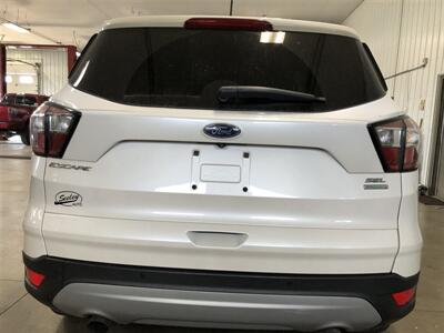 2018 Ford Escape SEL   - Photo 22 - Saint Louis, MI 48880-9800