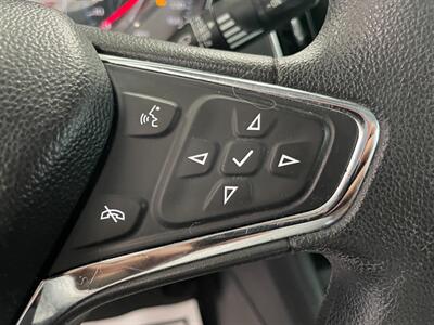 2019 Chevrolet Cruze LT   - Photo 11 - Saint Louis, MI 48880-9800