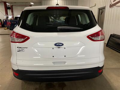 2016 Ford Escape S   - Photo 7 - Saint Louis, MI 48880-9800