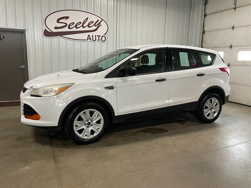 2016 Ford Escape S   - Photo 1 - Saint Louis, MI 48880-9800