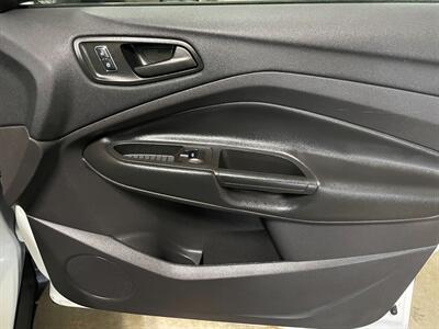 2016 Ford Escape S   - Photo 22 - Saint Louis, MI 48880-9800