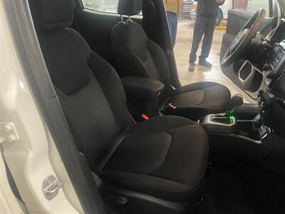 2019 Jeep Renegade Sport - Photo 17 - Saint Louis, MI 48880-9800