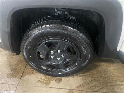 2019 Jeep Renegade Sport - Photo 21 - Saint Louis, MI 48880-9800