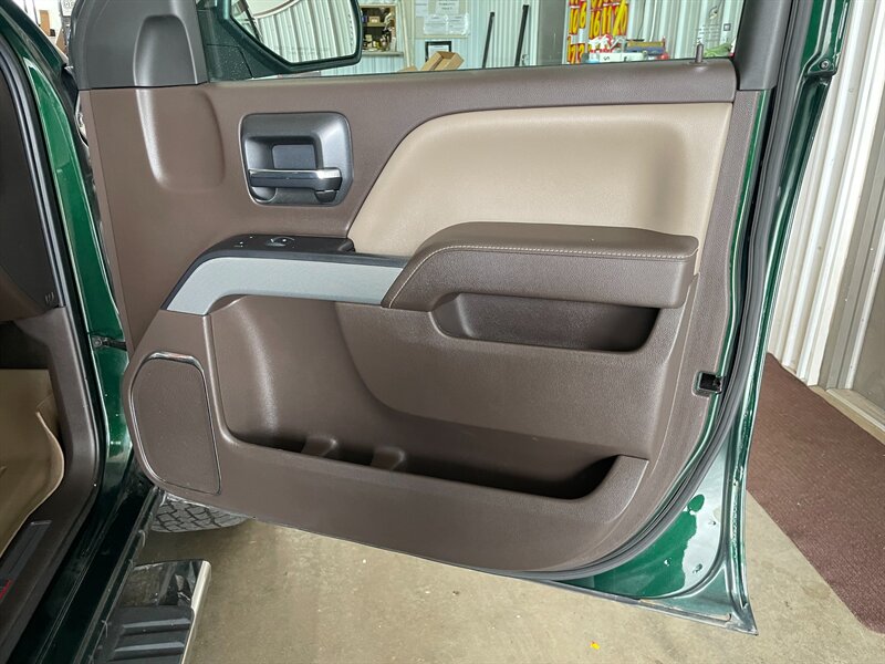 2014 Chevrolet Silverado 1500 LTZ - Photo 19 - Saint Louis, MI 48880-9800