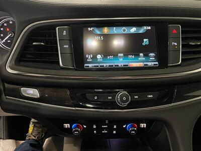 2018 Buick Enclave Essence   - Photo 12 - Saint Louis, MI 48880-9800