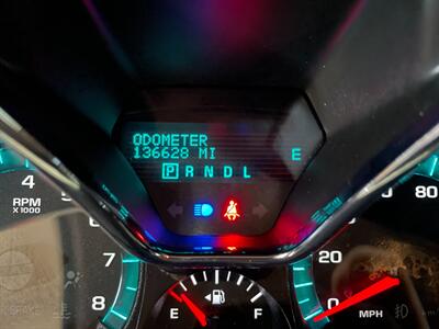 2017 Chevrolet Traverse LT - Photo 12 - Saint Louis, MI 48880-9800
