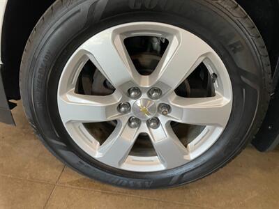 2017 Chevrolet Traverse LT - Photo 24 - Saint Louis, MI 48880-9800