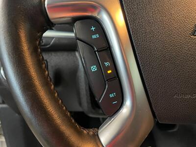 2017 Chevrolet Traverse LT - Photo 10 - Saint Louis, MI 48880-9800