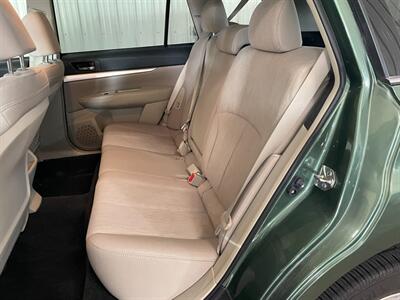 2013 Subaru Outback 2.5i Premium - Photo 17 - Saint Louis, MI 48880-9800