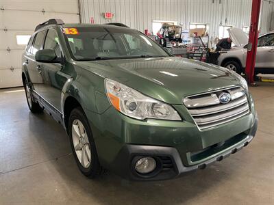 2013 Subaru Outback 2.5i Premium - Photo 4 - Saint Louis, MI 48880-9800