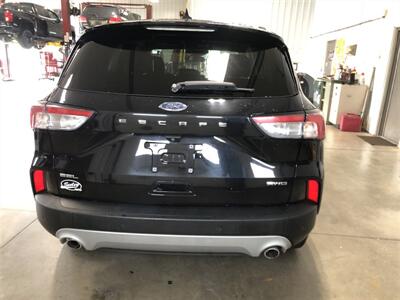 2021 Ford Escape SEL   - Photo 25 - Saint Louis, MI 48880-9800