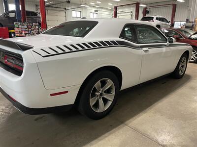 2020 Dodge Challenger SXT   - Photo 7 - Saint Louis, MI 48880-9800