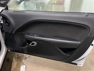 2020 Dodge Challenger SXT   - Photo 18 - Saint Louis, MI 48880-9800