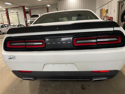2020 Dodge Challenger SXT   - Photo 9 - Saint Louis, MI 48880-9800