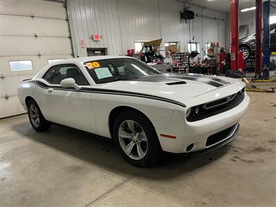 2020 Dodge Challenger SXT   - Photo 6 - Saint Louis, MI 48880-9800