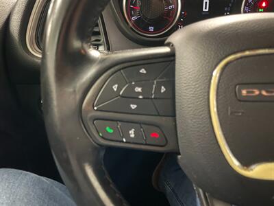 2020 Dodge Challenger SXT   - Photo 10 - Saint Louis, MI 48880-9800